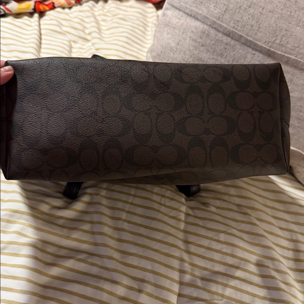 Coach Brown Signature Canvas Tote with Gold Hardware - Picture 5 of 7